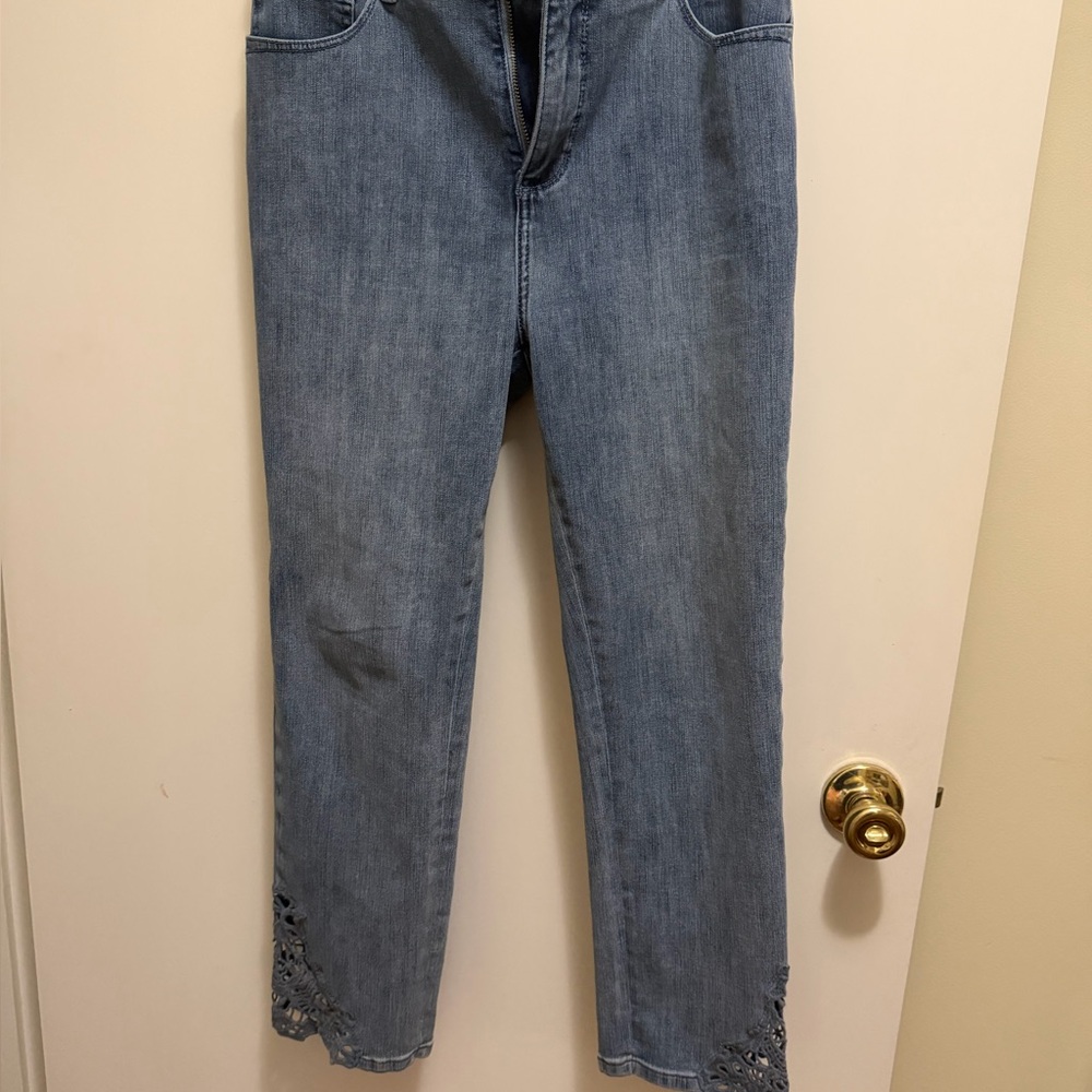 Soft Surroundings Light Blue Cropped Denim Jeans with Lace Trim